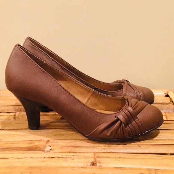 EUROSOFT Genuine Leather Pumps - Picture 4 of 6